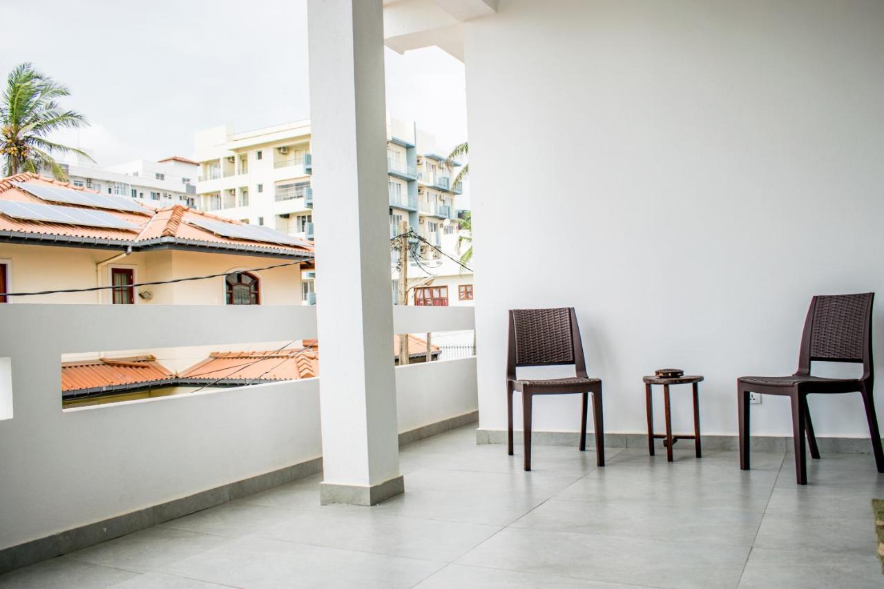Lavinia Escapes Hotel Dehiwala-Mount Lavinia ภายนอก รูปภาพ